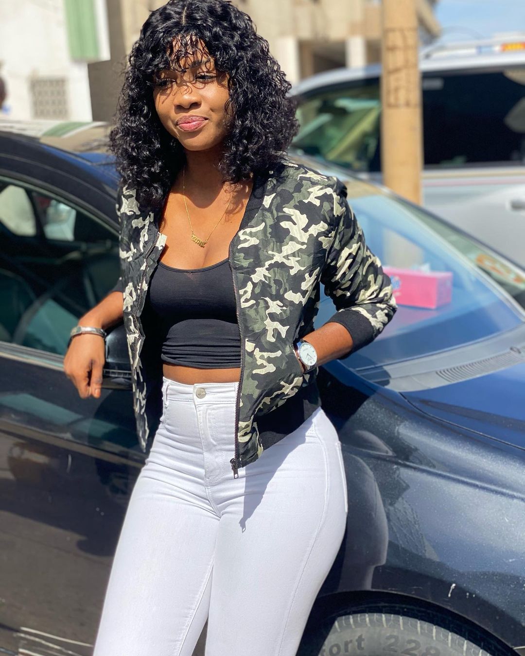 (10 Photos) Fatima Sylla de la 2stv se dévoile en mode Swagg Girl