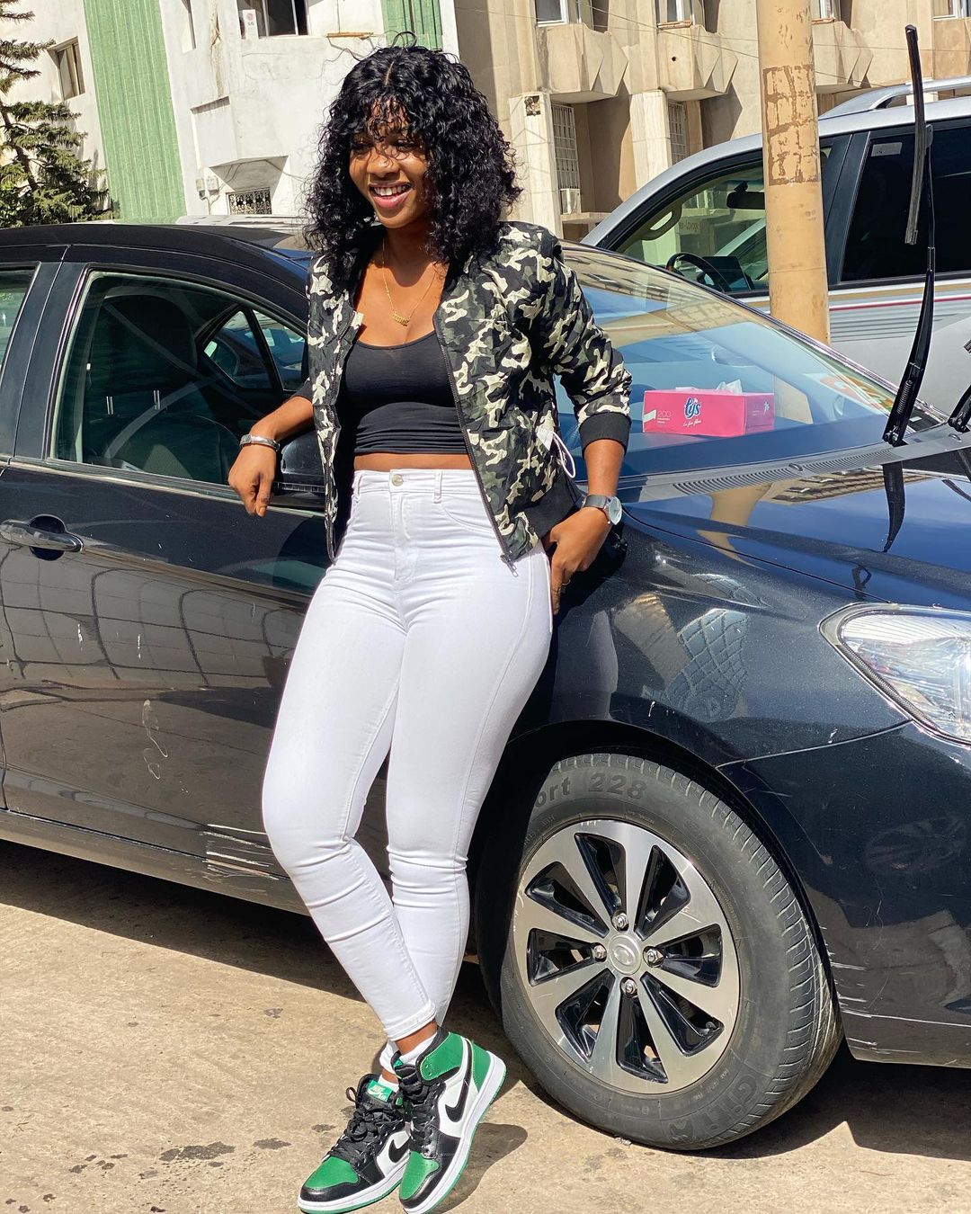 (10 Photos) Fatima Sylla de la 2stv se dévoile en mode Swagg Girl