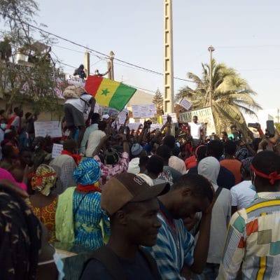 Anarchie à Keur Massar : Des populations battent le macadam et "fusillent" le maire !
