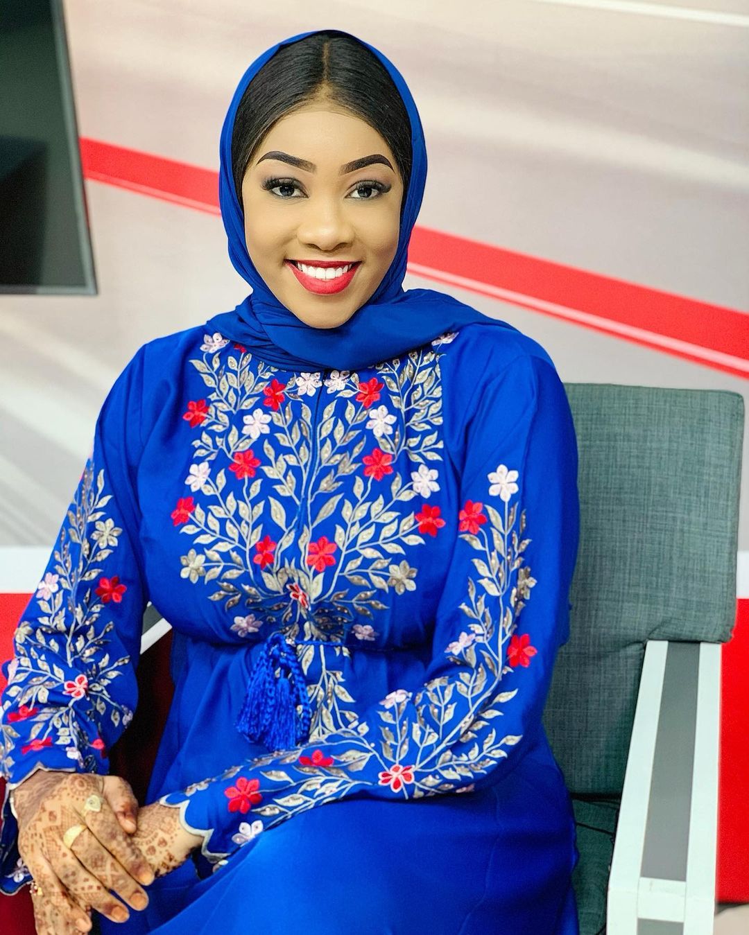 (17 Photos) - Marième Diallo de la Sentv sublime en mode Jalabi