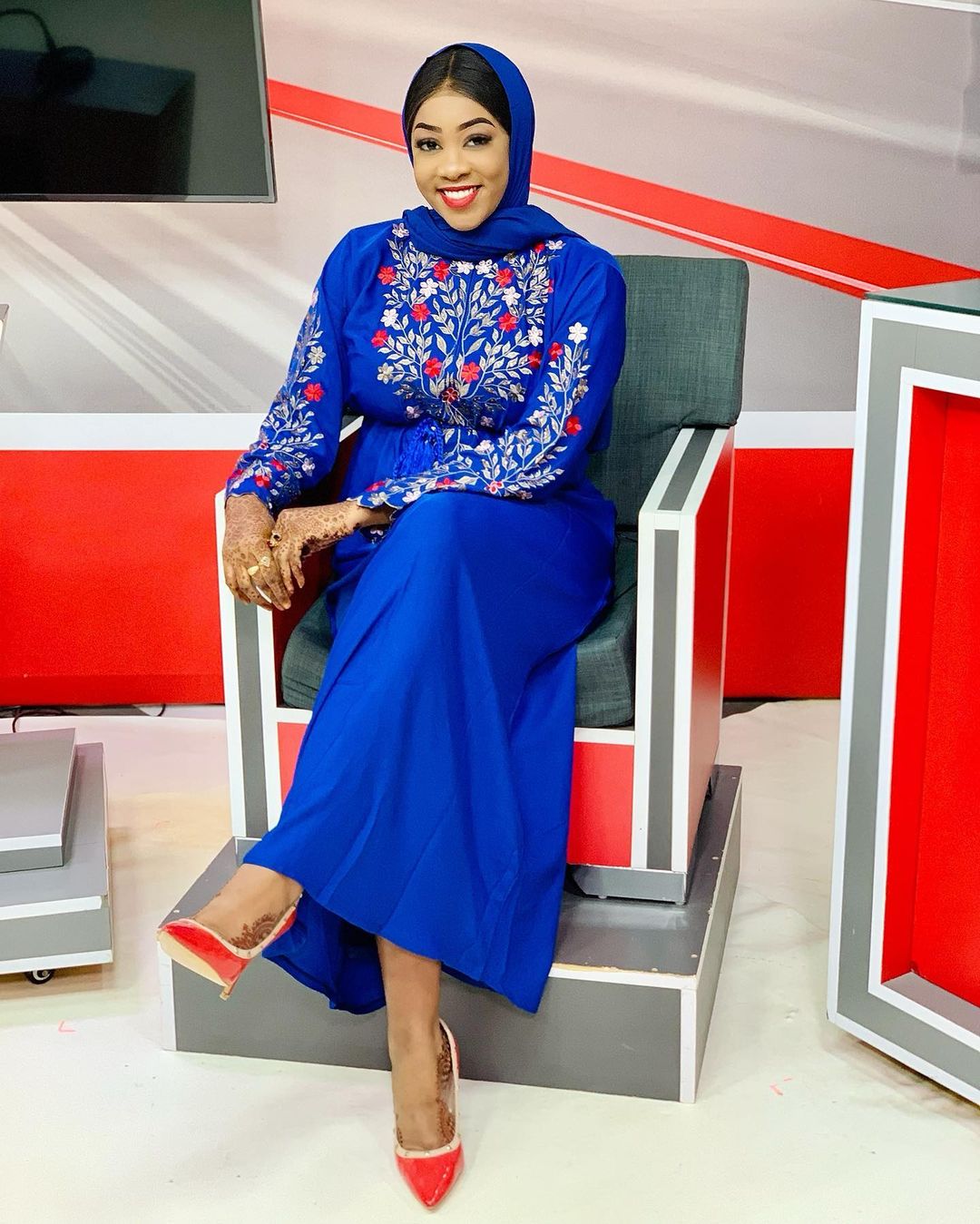 (17 Photos) - Marième Diallo de la Sentv sublime en mode Jalabi