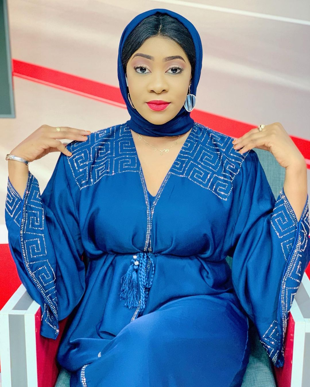 (17 Photos) - Marième Diallo de la Sentv sublime en mode Jalabi