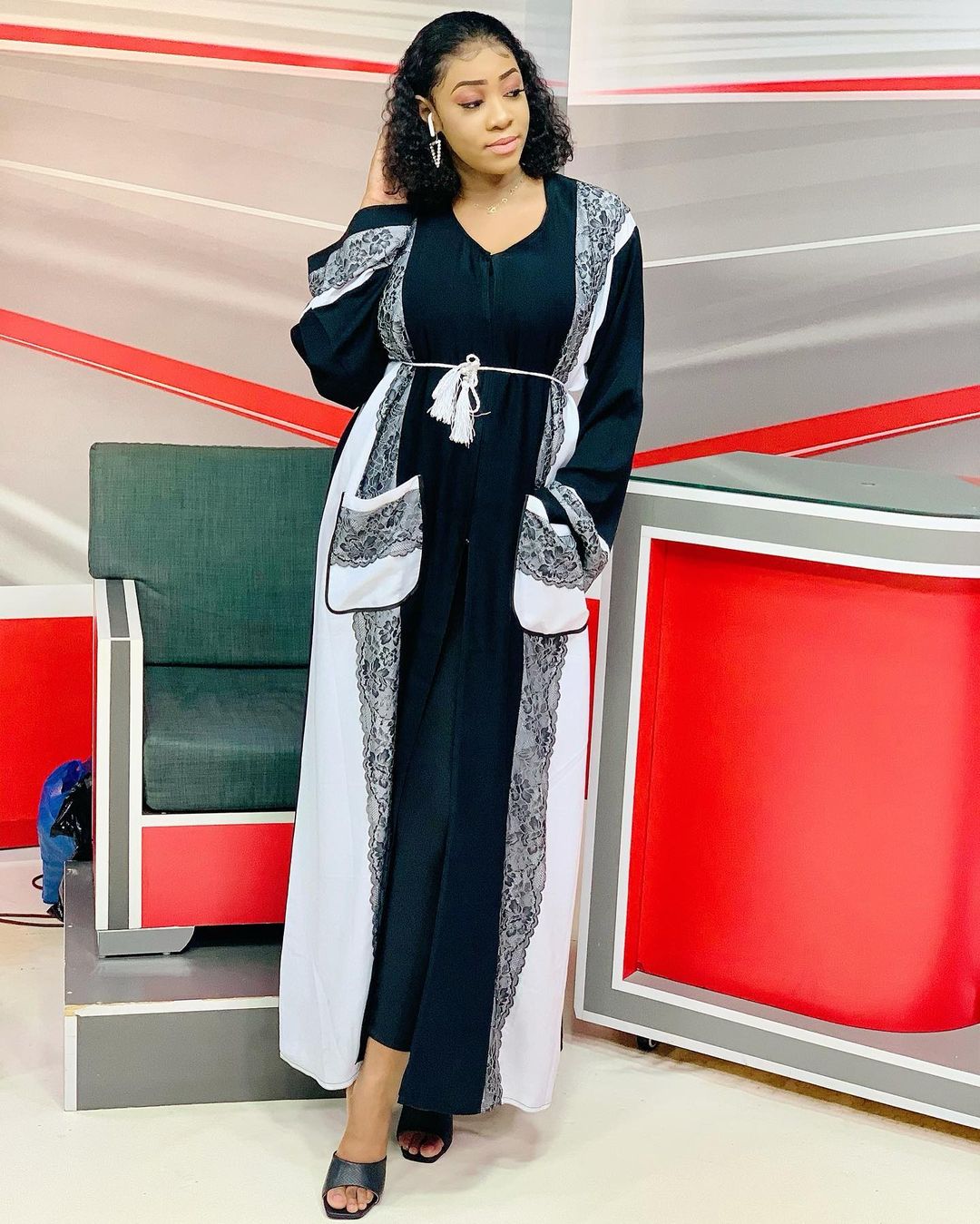 (17 Photos) - Marième Diallo de la Sentv sublime en mode Jalabi