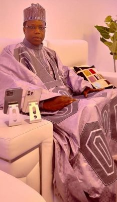 (09 Photo) Cheikh Baye Mamour Insa Diop Élégance et Éloquence toujours sur mesures