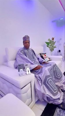 (09 Photo) Cheikh Baye Mamour Insa Diop Élégance et Éloquence toujours sur mesures