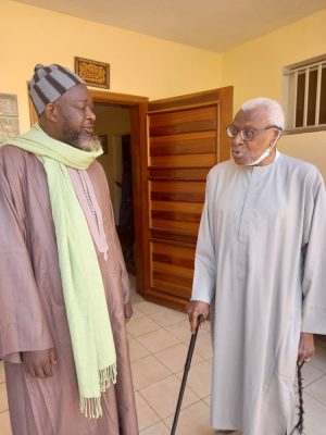 Serigne Abdou Mbacké,Khalife de Baye Cheikh Hady rend visite à Lamine Diack