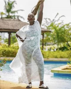 (Photos) Côte D’Ivoire – En Maillot, Marieme Dial dévoile Ses Formes Et Régale la Toile