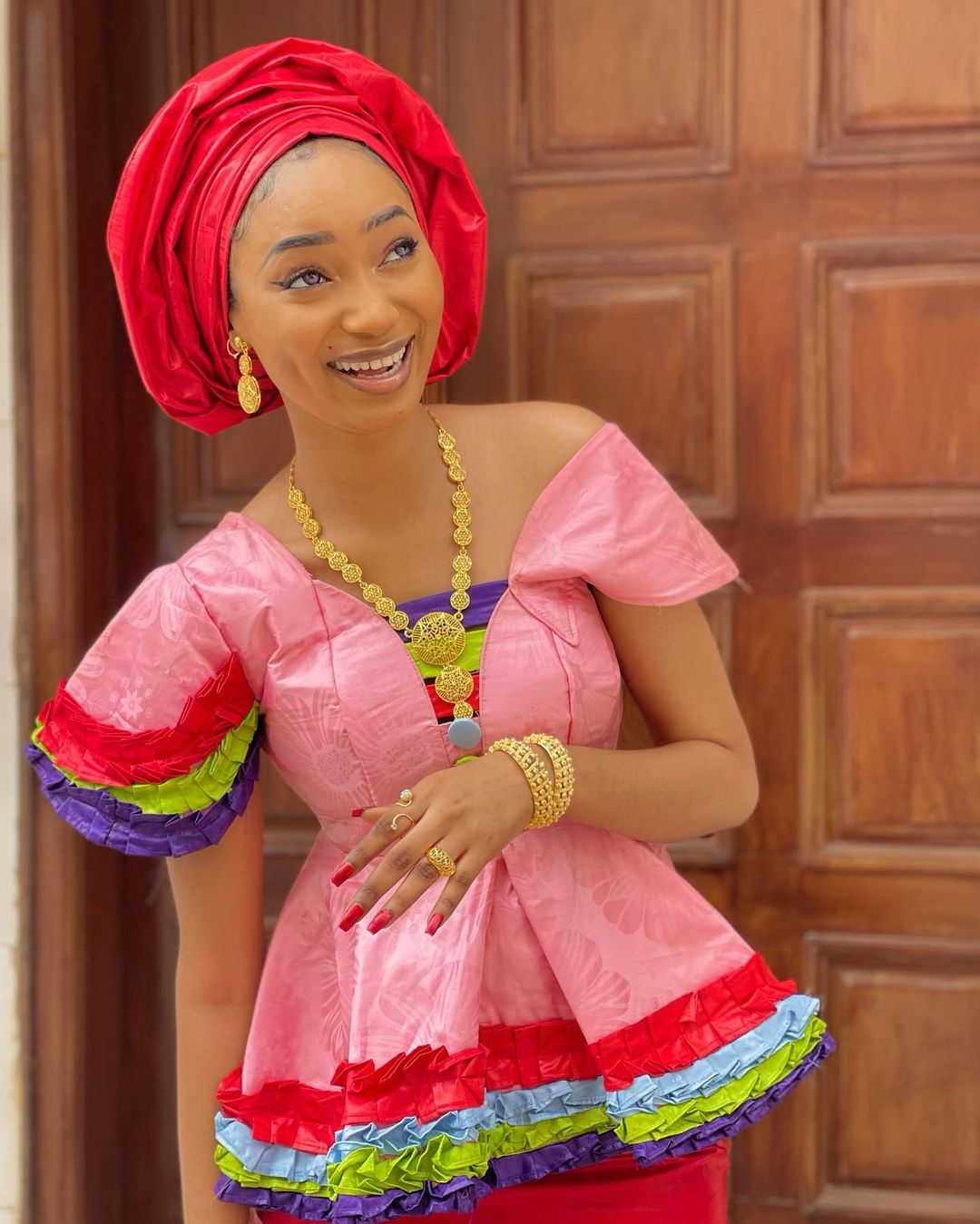 (08 Photos) - Fah Aidara change complètement de look et enlève son voile