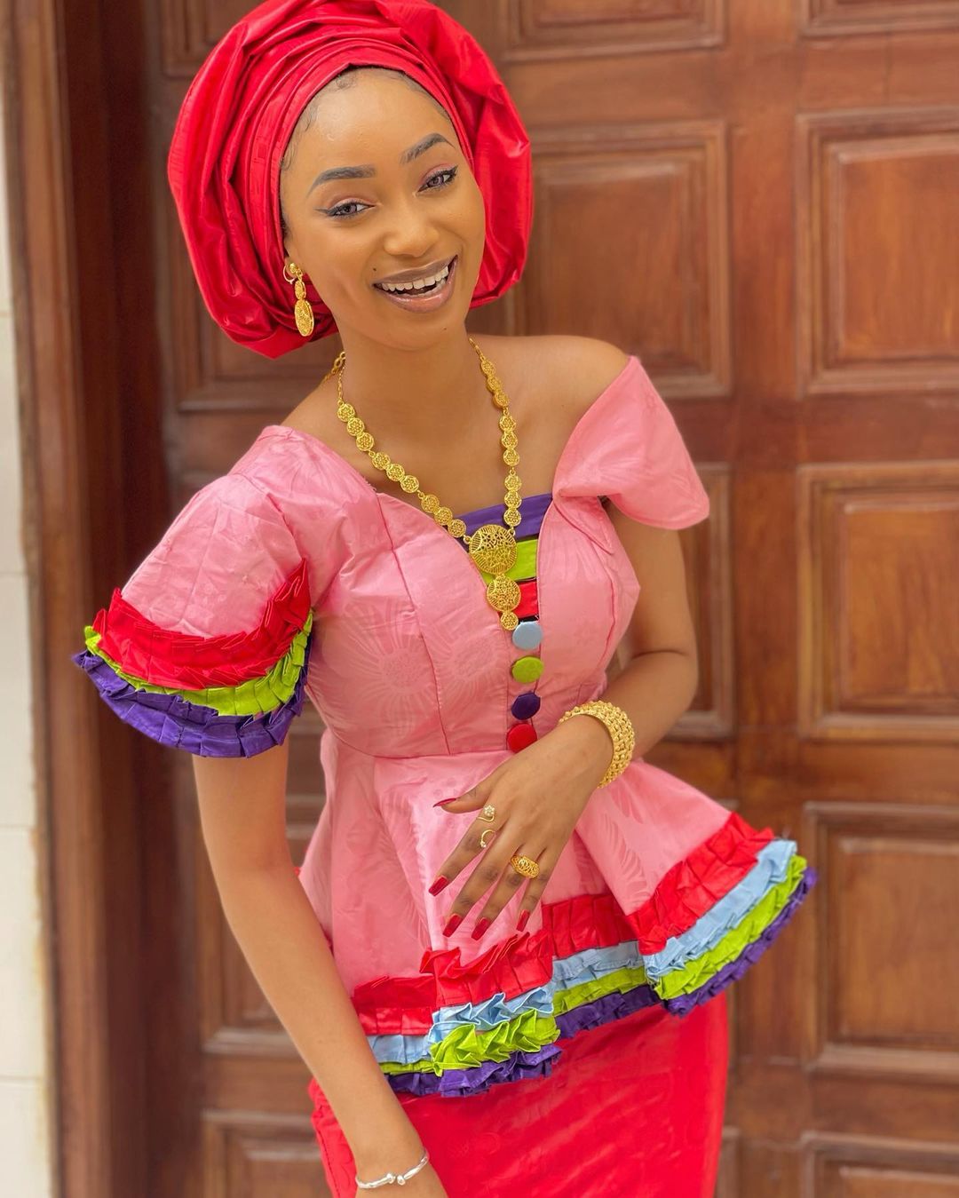 (08 Photos) - Fah Aidara change complètement de look et enlève son voile