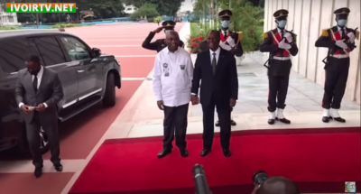 (Vidéo) Côte d'Ivoire: Le président Alassane Ouattara rencontre Laurent Gbagbo à Abidjan
