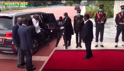 (Vidéo) Côte d'Ivoire: Le président Alassane Ouattara rencontre Laurent Gbagbo à Abidjan
