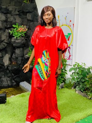 (16 Photos) Sagnsé Tabaski 2021 - Dieyla rayonnante dans une robe très classe