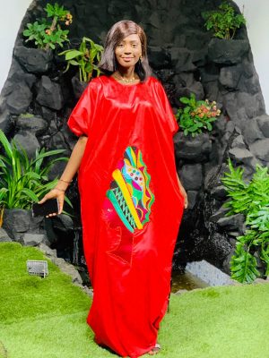 (16 Photos) Sagnsé Tabaski 2021 - Dieyla rayonnante dans une robe très classe