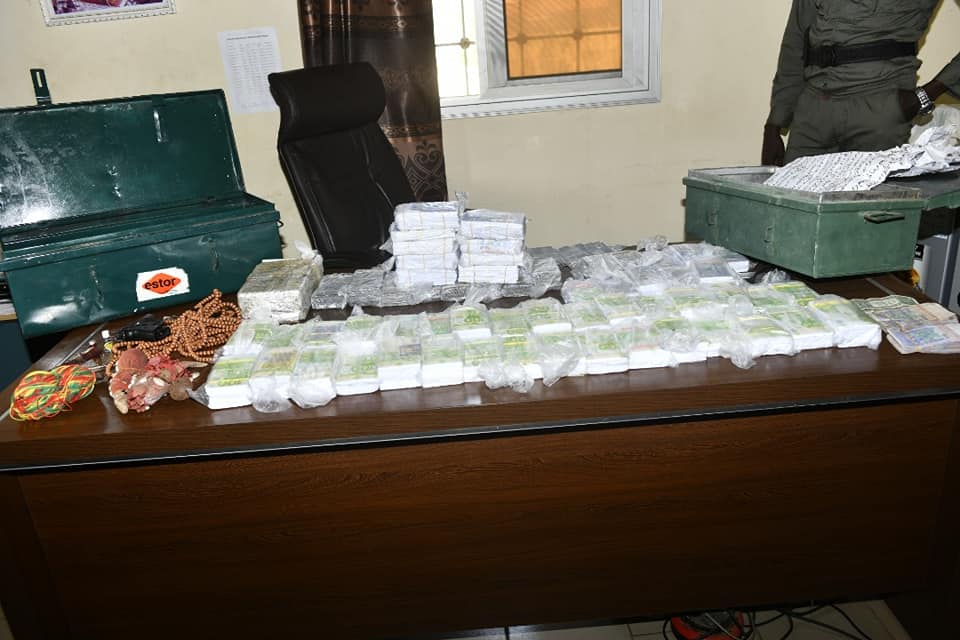 Faux billets : La gendarmerie de Keur Massar saisit une importante quantité