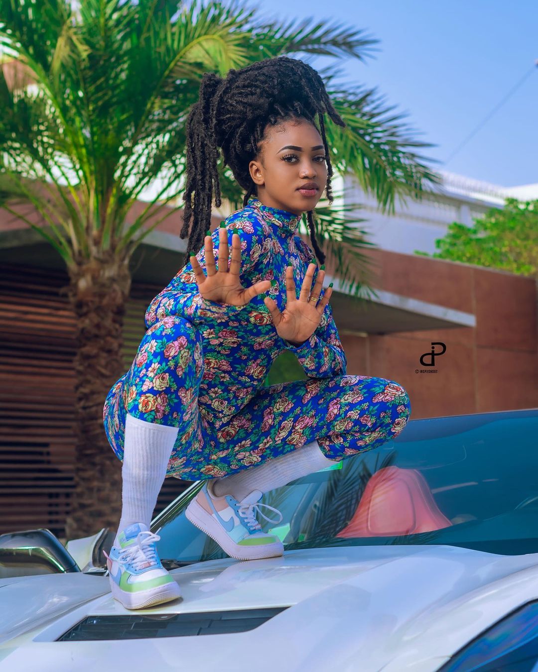 06 Photos : Fatel Sow se met en « rastas » et surprend ses followers