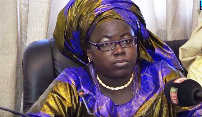 Aminata Assome Diatta : "Mimran doit justifier ses difficultés ailleurs et non dans les Dipa!"