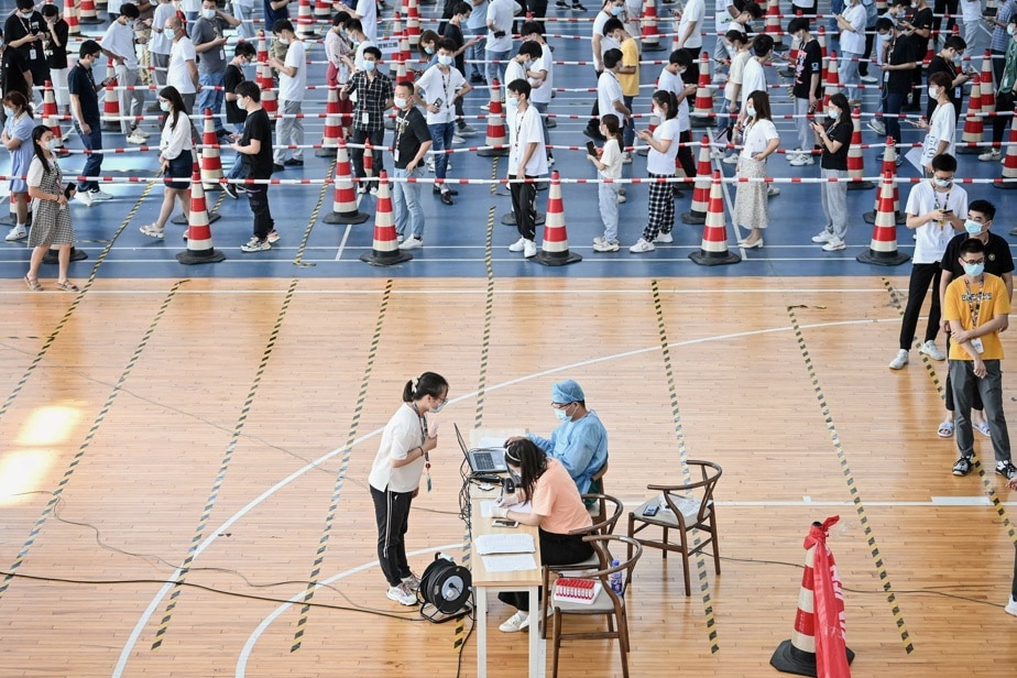 Wuhan: 11 millions de personnes dépistées en une semaine après l'apparition de cas de covid