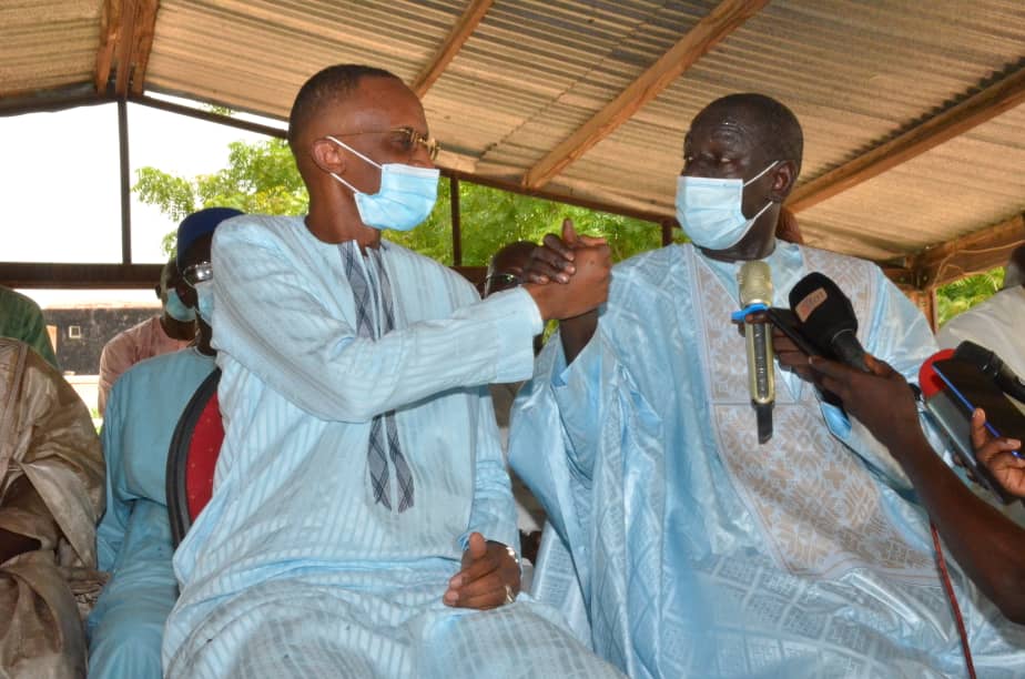 Pose de la première pierre pour la reconstruction de la grande mosquée de Kaffrine avec Abdoulaye Sow en présence de cheikh Sidy Ahmed Sy Ibn Mame Abdoul Aziz Dabakh