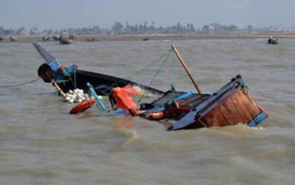 Chavirement d'une pirogue à Kounghany : 1 personne repêchée, 4 portées disparues