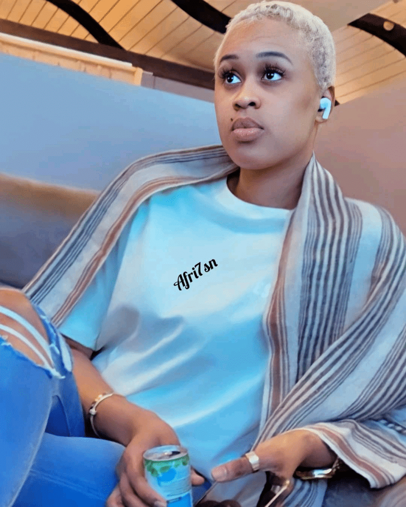 L’animatrice Ndeye Astou Sall toujours aussi ravissante (Photos)