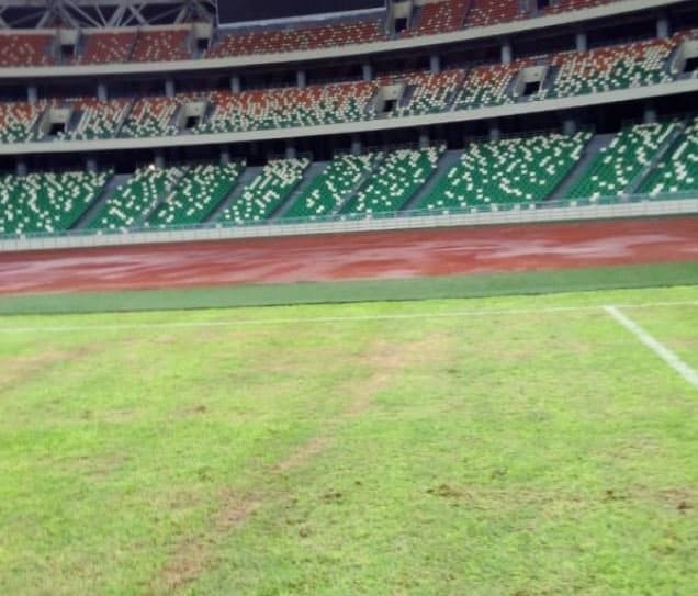 (Photos) Côte d’Ivoire – Cameroun : La pelouse du stade d’Ebimpé dans un état pitoyable !