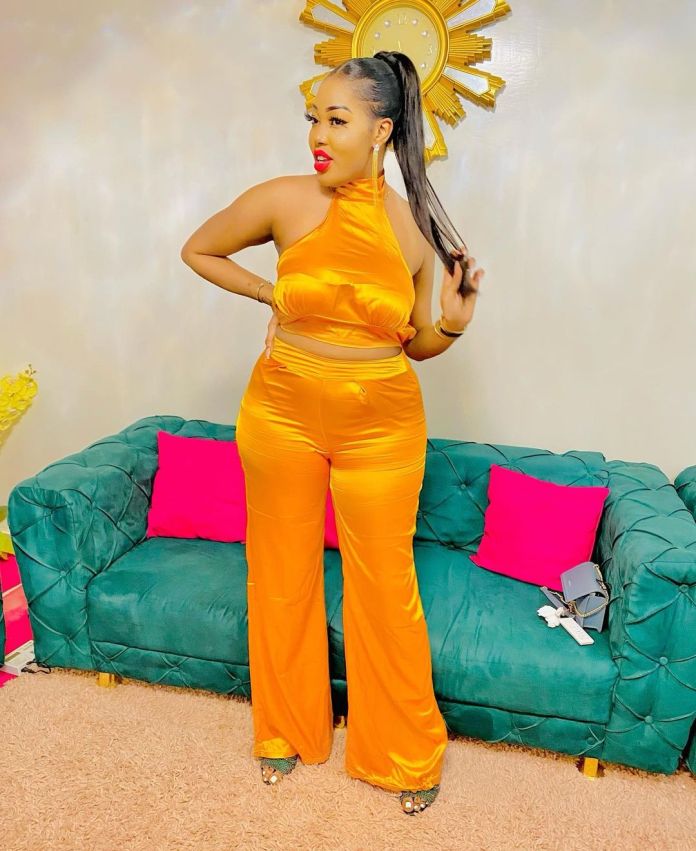 (Photos) Ya Awa : Quand l’actrice gâte ses fans avec des clichés torrides!