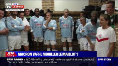 Vidéo : Les images de match de foot de Macron. Regardez!