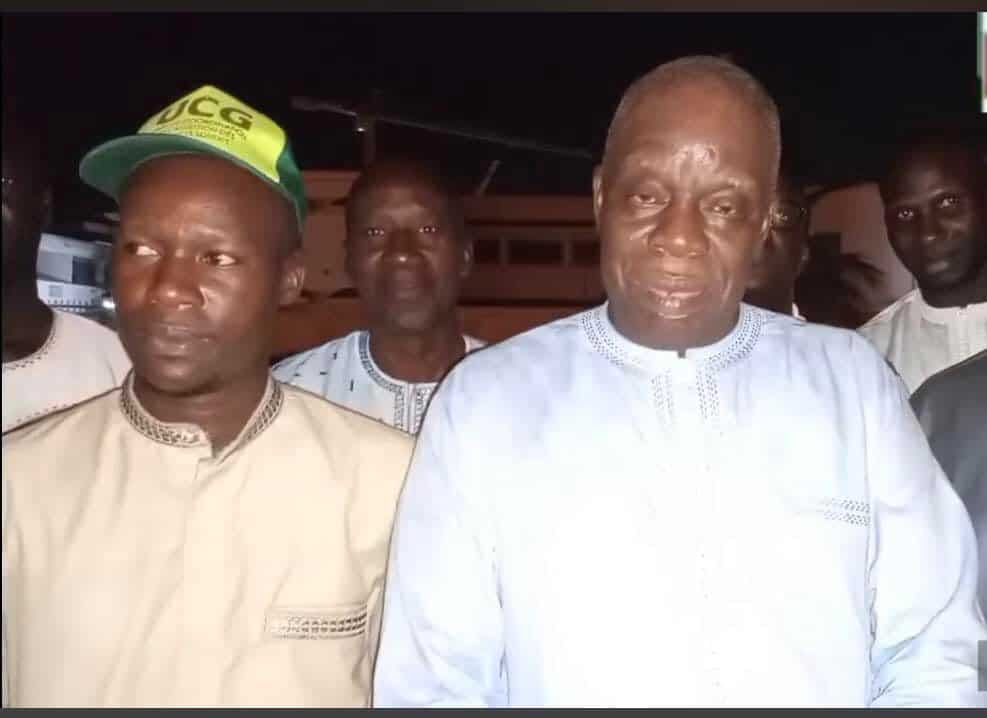 (Photos) Le beau geste de Diop Sy à la mosquée de Tivaouane pour sa réouverture