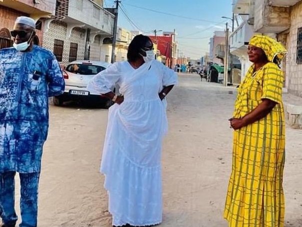 (08 Photos) En balade à Saint-Louis, Marième Faye Sall dévoile ses « loks » et émeut la toile