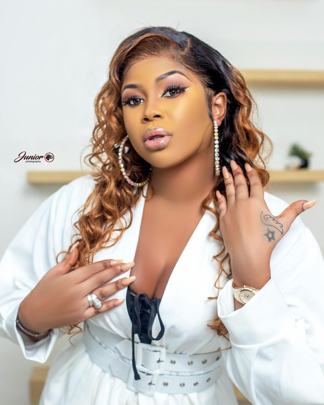 (12 Photos) Toute ravissante dans sa tenue, Marichou surprend ses followers