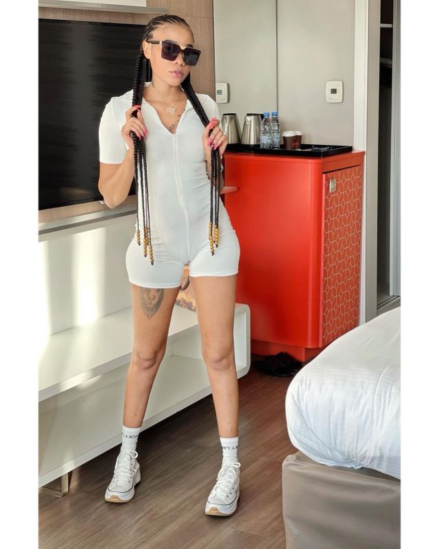 Ngonish Caramel continue de faire languir ses followers (photos)