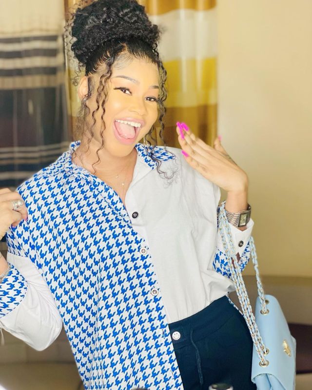 (Photos) Toute radieuse et souriante, la charmante Marichou hypnotise ses followers avec des clichés à couper le souffle