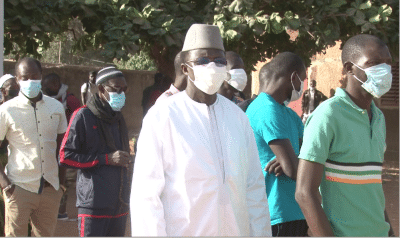 Locales à Diass : Mamadou Ndione (Euleuk Sénégal) se tape 2 heures de file avant de voter !