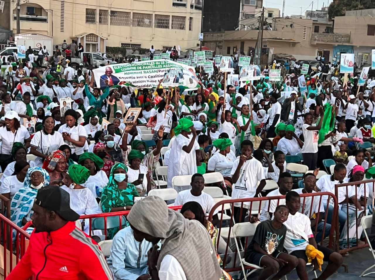 (Photos) Grand Yoff: Mame Mbaye Niang réussit le pari de la mobilisation