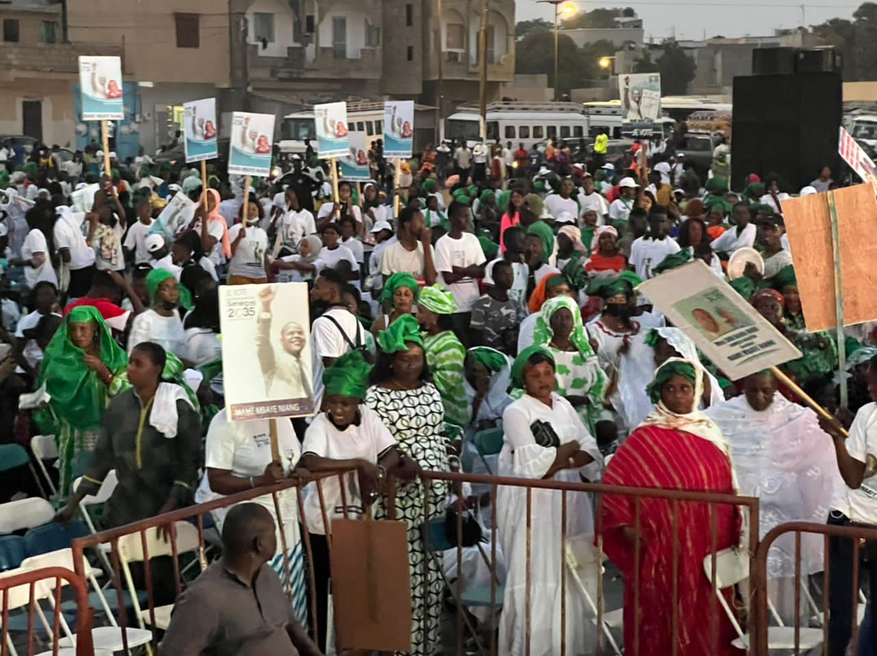 (Photos) Grand Yoff: Mame Mbaye Niang réussit le pari de la mobilisation