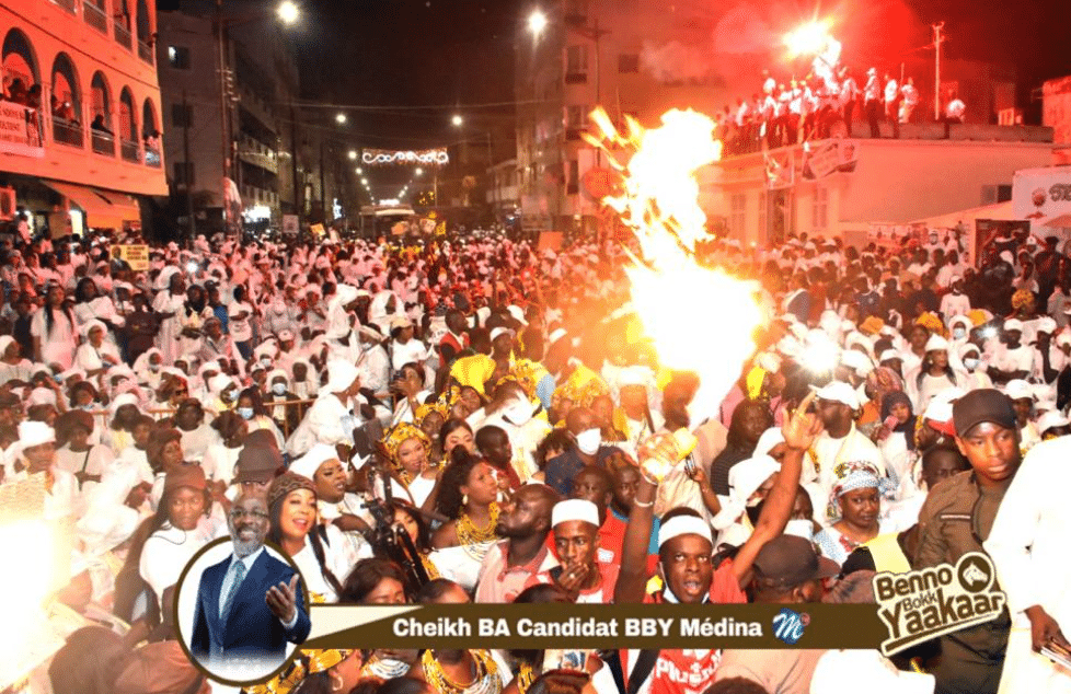 Photos-Medina : Cheikh Bâ boucle une campagne à l’Américaine qui aura mobilisé un monde fou jamais vu dans l’histoire de la politique