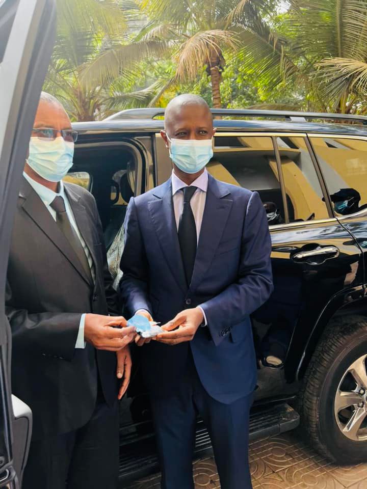 Sénégal : Les gouverneurs de région dotés de nouveaux véhicules de fonction (7 Photos)