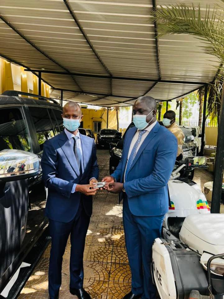 Sénégal : Les gouverneurs de région dotés de nouveaux véhicules de fonction (7 Photos)