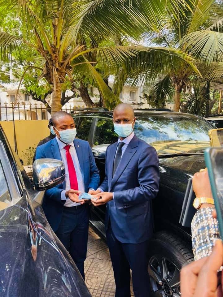 Sénégal : Les gouverneurs de région dotés de nouveaux véhicules de fonction (7 Photos)