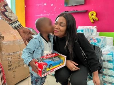 Après Camp Pénal de Liberté 6 : Raffy Nails Group au chevet des enfants du département oncologie pédiatrique l’hôpital Le Dantec.