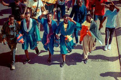 (Photos) Revivez l’accueil triomphal que la jeunesse a réservé aux Champions d’Afrique