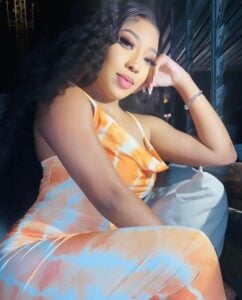 (Photos) Zeyna Ndour, la fille de Viviane, toute rayonnante !