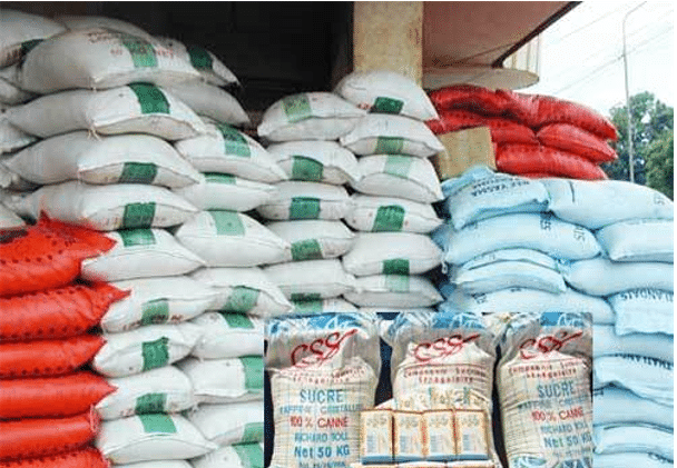 Fatick : La Première Dame offre 50 tonnes de riz, 5 billets Mecque, des moulins... à la coordination départementale de Bby des femmes