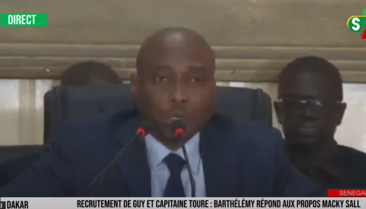 Barth à Macky sur ses recrutements : Libre à ceux qui veulent comploter de comploter !