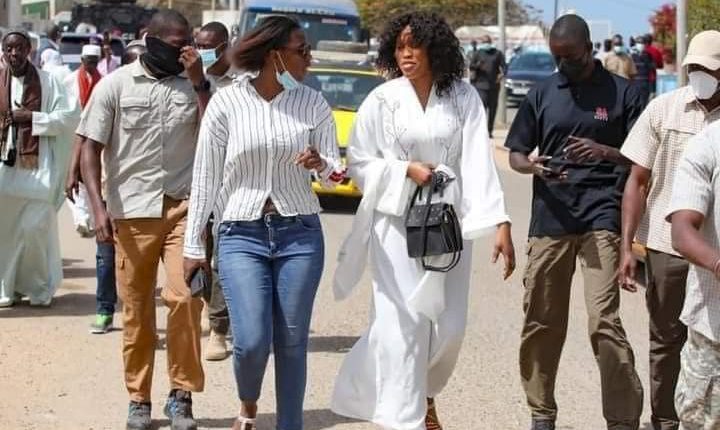 Gabrielle Kane : "On m'a licencié au motif que je défend Adji Sarr..."