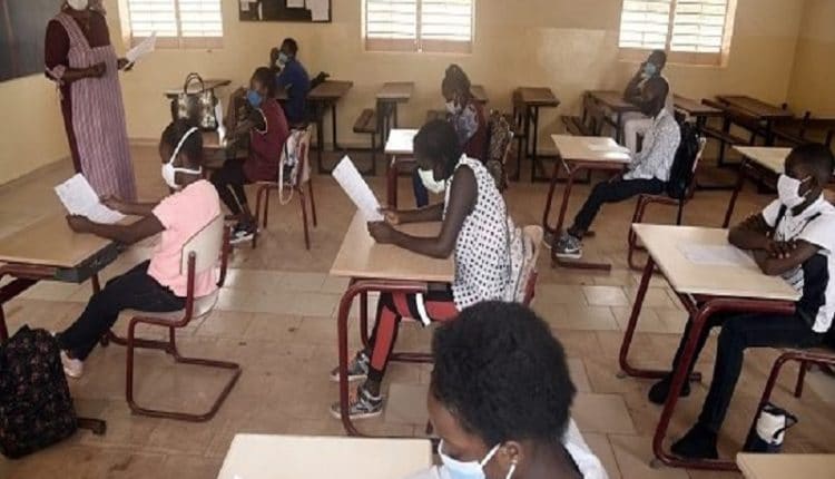 BAC 2022 : Les enseignants menacent de boycotter les examens