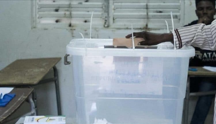 Législatives : Le vainqueur (pour l'instant) est…