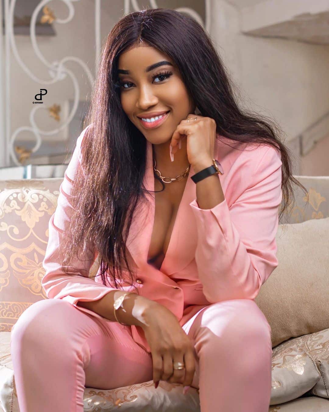 (10 Photos) - Narah Diouf l'ex de Ngaaka Blindé envoûte la toile avec sa silhouette de mannequin