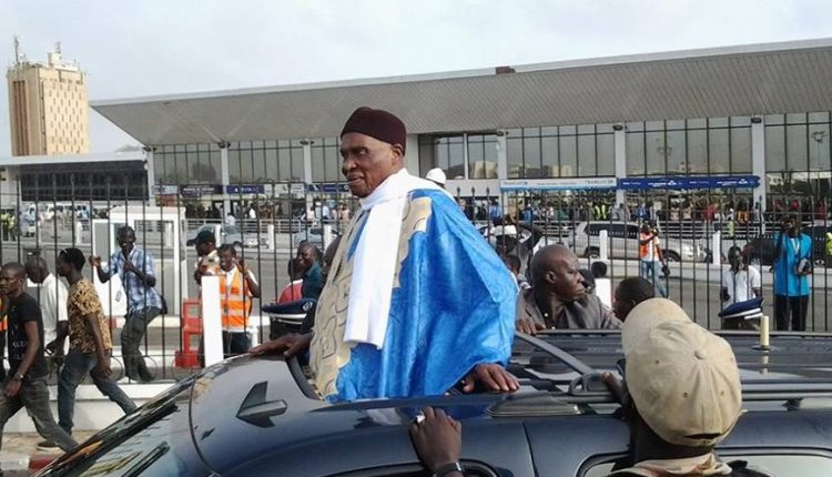 Le président Wade est à Dakar