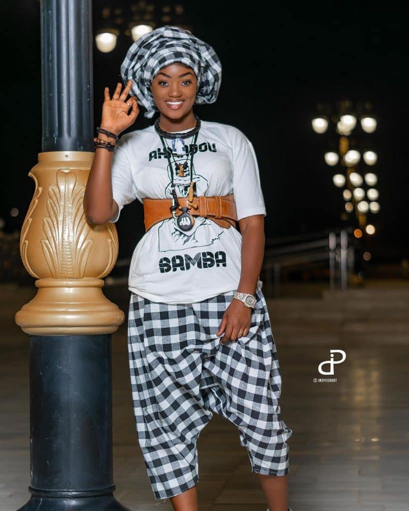 ( 12 Photos ) Cathy de la série Virginie dans la peau d’une “Yaye Fall”